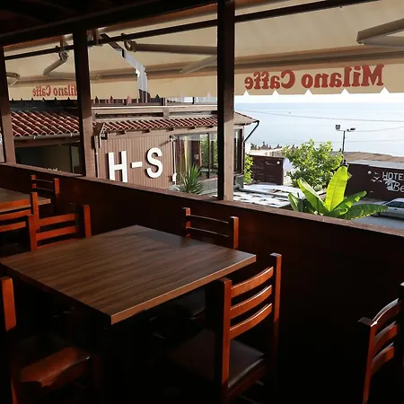 فندق Hill Side