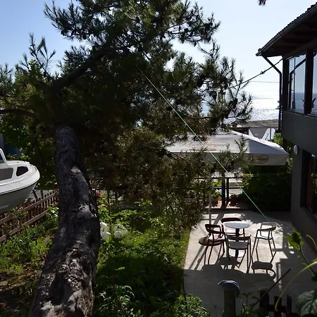 Hill Side 3* Durres