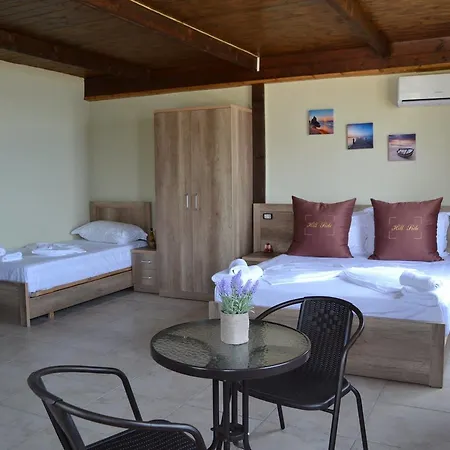 Hotel Hill Side 3*