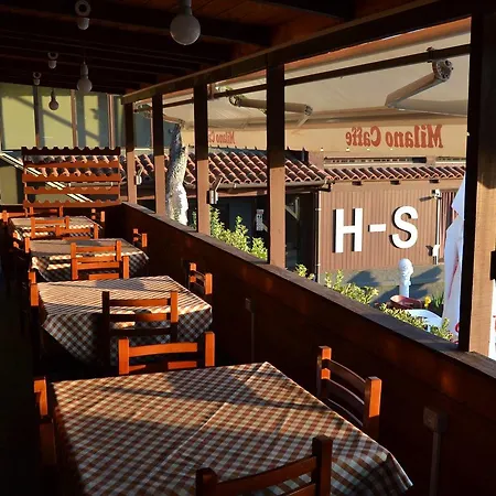 Hill Side Hotel
