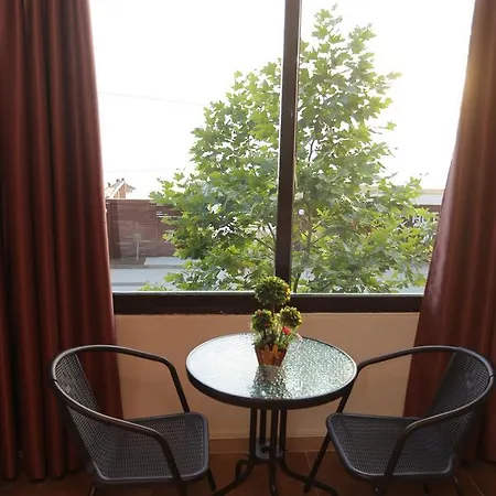 Hotel Hill Side