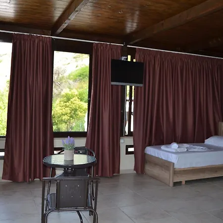 Hill Side 3* Durrës