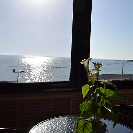 Hill Side Hotel Durrës