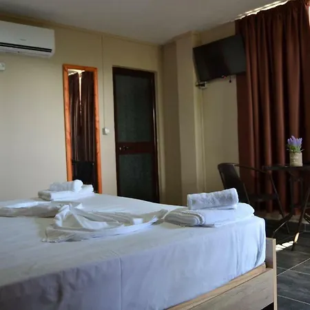 Hotel Hill Side 3*